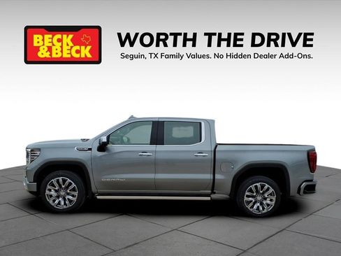 New 2026 GMC Sierra 1500 Denali w/ Denali Reserve Package image 8