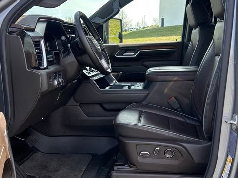 Used 2024 GMC Sierra 2500 Denali w/ Denali Reserve Package image 14