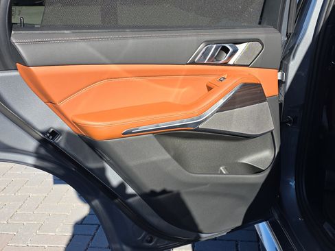 Used 2024 BMW X5 M60i w/ Executive Package image 15