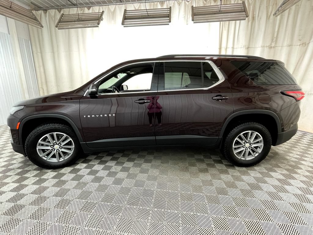 Certified 2023 Chevrolet Traverse LT w/ LPO, Floor Liner Package AWD/4WD image 17