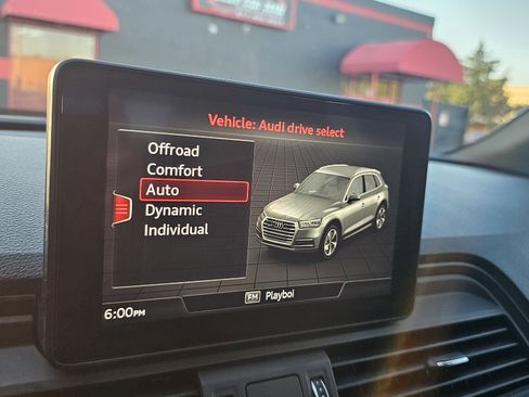 Used 2019 Audi Q5 2.0T Premium w/ Convenience Package image 41