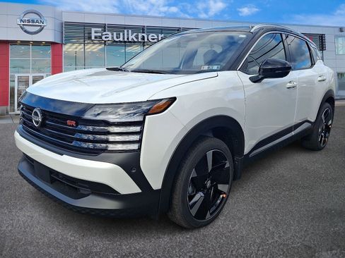 New 2026 Nissan Kicks SR image 3