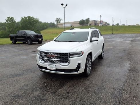 Used 2022 GMC Acadia Denali w/ Denali Technology Package AWD/4WD image 45