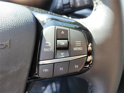 Used 2023 Ford Escape SE image 23