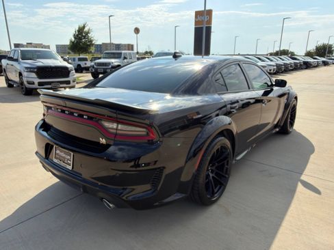 Used 2023 Dodge Charger Scat Pack RWD image 5
