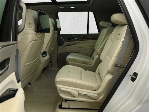Used 2023 Cadillac Escalade Sport Platinum w/ LPO, ONYX Package AWD/4WD image 21