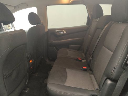 Used 2020 Nissan Pathfinder S AWD/4WD image 18