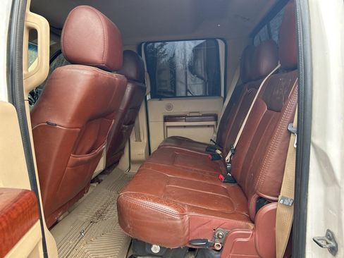 Used 2012 Ford F250 King Ranch w/ King Ranch w/Chrome Pkg image 5