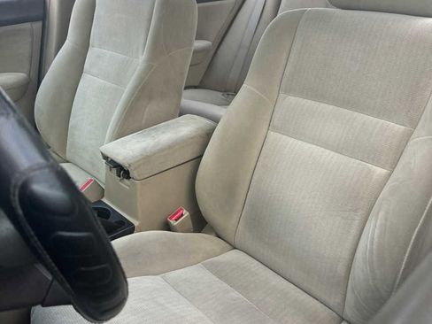 Used 2005 Honda Accord LX image 11