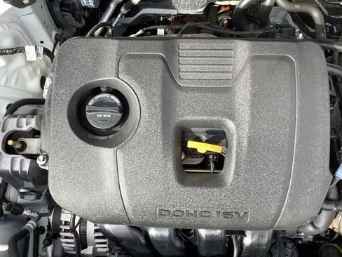 Used 2025 Kia Seltos LX AWD/4WD image 21