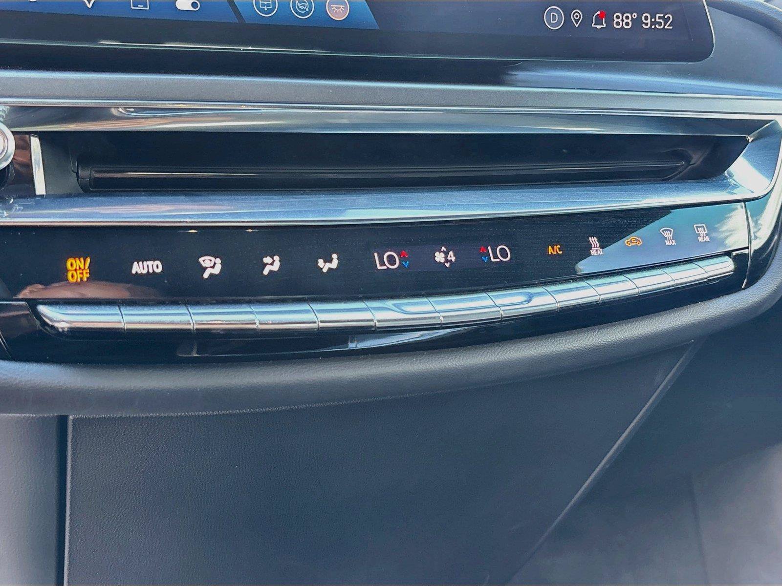 Used 2024 Cadillac Lyriq Tech RWD image 15