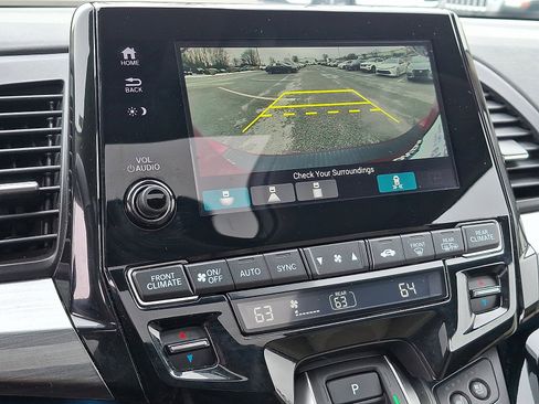 Used 2022 Honda Odyssey Elite image 17