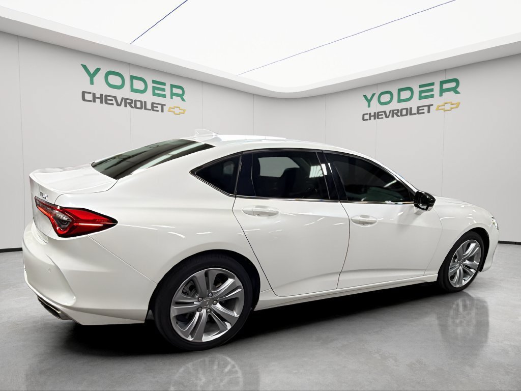 Used 2022 Acura TLX w/ Technology Package FWD image 4