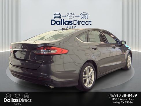 Used 2018 Ford Fusion SE image 6