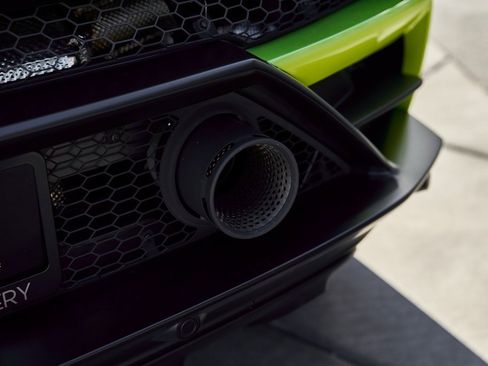 Used 2024 Lamborghini Huracan Sterrato image 16