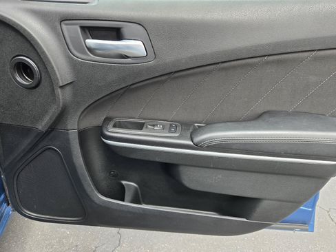 Certified 2022 Dodge Charger SXT RWD image 33