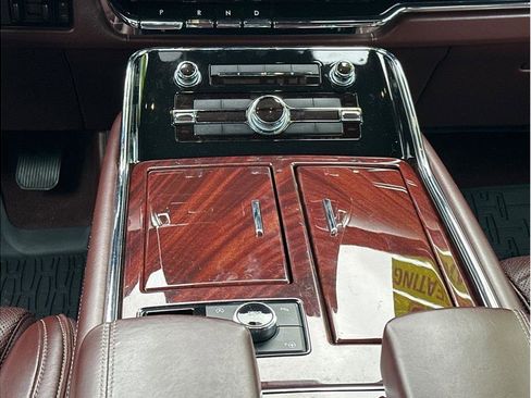 Used 2018 Lincoln Navigator L Black Label w/ Cargo Package image 17