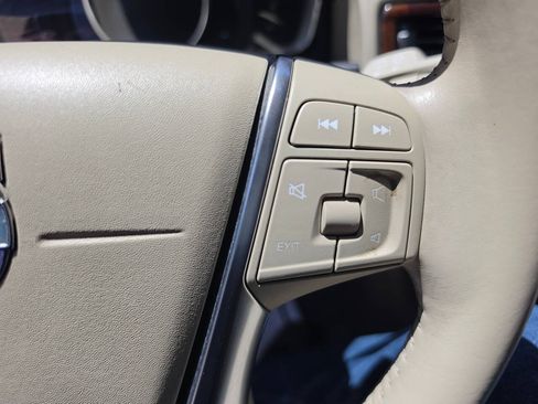 Used 2014 Volvo XC70 3.2 FWD image 36