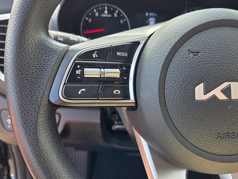 Used 2023 Kia Seltos LX AWD/4WD image 23