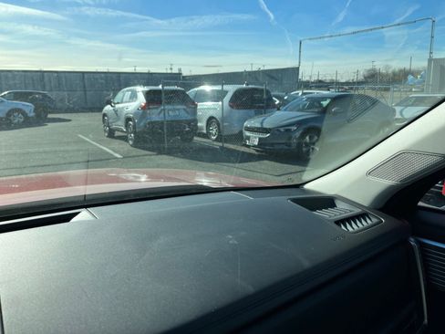 Used 2025 Hyundai Santa Fe SEL image 34