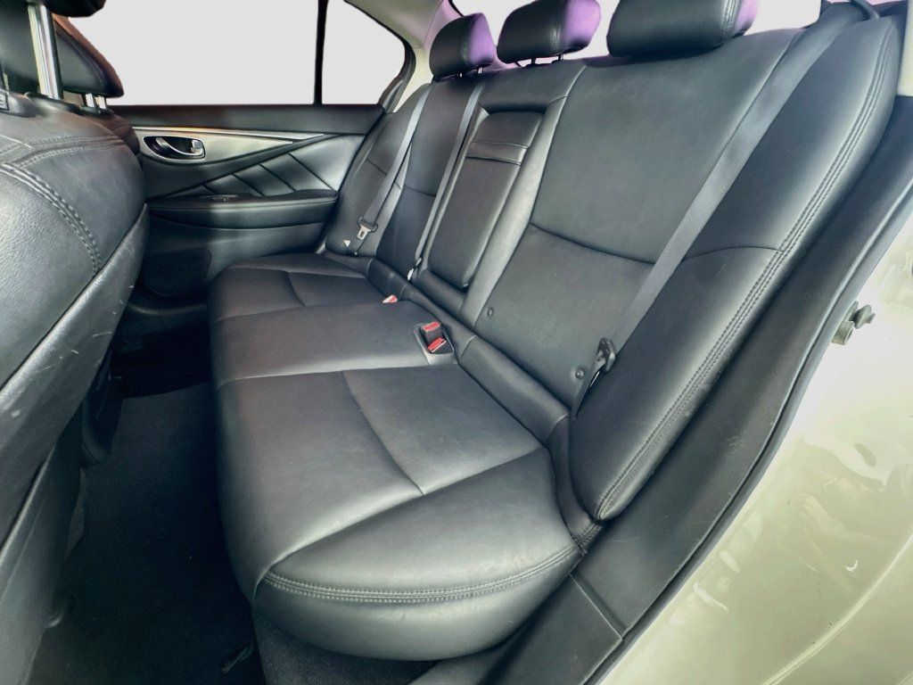 Used 2017 INFINITI Q50 3.0t Premium RWD image 22