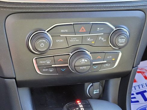 Used 2022 Dodge Charger R/T w/ Plus Group image 21