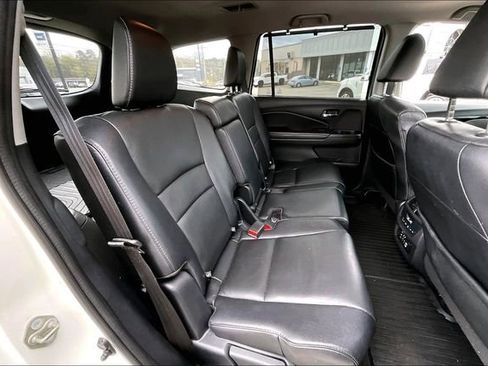 Used 2018 Honda Pilot Touring image 20