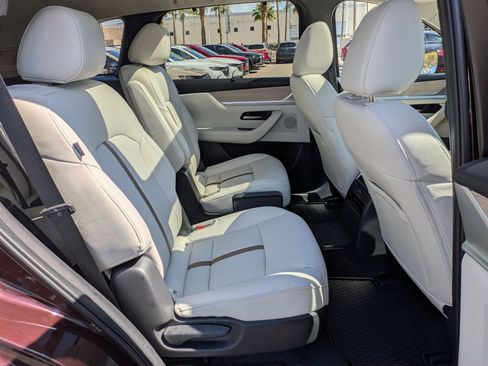 Certified 2025 MAZDA CX-90 Plug-In Hybrid w/ Premium Plus AWD/4WD image 29