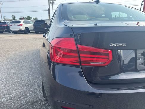 Used 2017 BMW 330i xDrive Sedan AWD/4WD image 14
