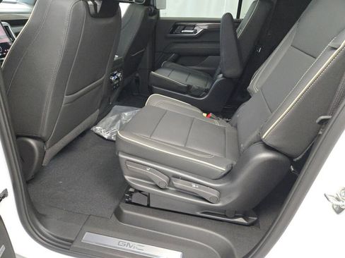 New 2026 GMC Yukon XL Elevation w/ Elevation Premium Package AWD/4WD image 22