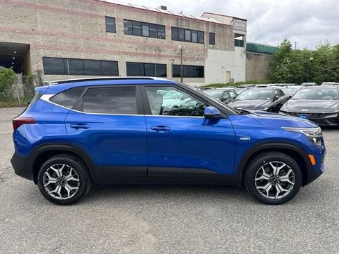 Used 2022 Kia Seltos EX AWD/4WD image 15