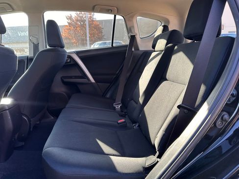 Used 2017 Toyota RAV4 LE image 12