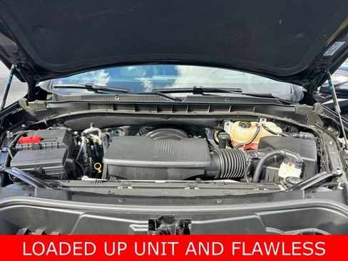 Used 2025 Chevrolet Tahoe High Country image 11