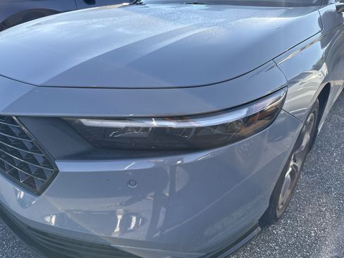 Used 2023 Honda Accord EX-L image 6