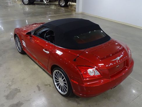 Used 2007 Chrysler Crossfire Convertible w/ Special Edition Group RWD image 8