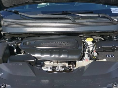 Used 2019 Jeep Cherokee Limited FWD image 18