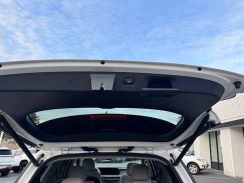 Used 2024 Hyundai Palisade Limited image 5