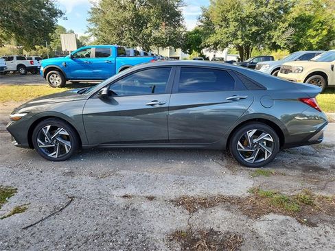 New 2025 Hyundai Elantra SEL w/ Cargo Package image 5