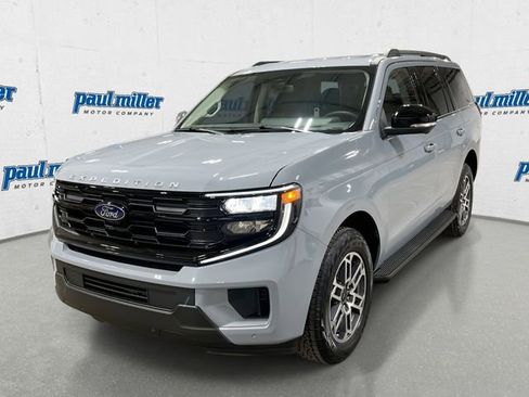 New 2026 Ford Expedition Active image 1