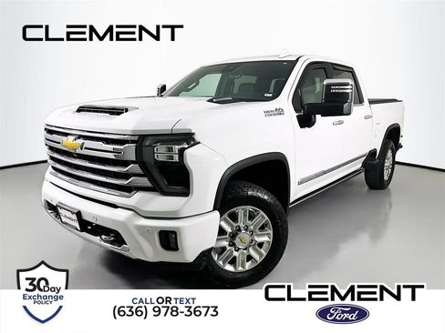 Used 2024 Chevrolet Silverado 2500 High Country w/ High Country Premium Package AWD/4WD image 1