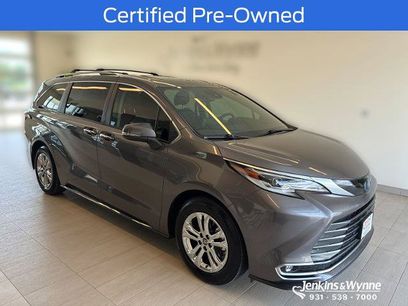 Used 2023 Toyota Sienna Platinum