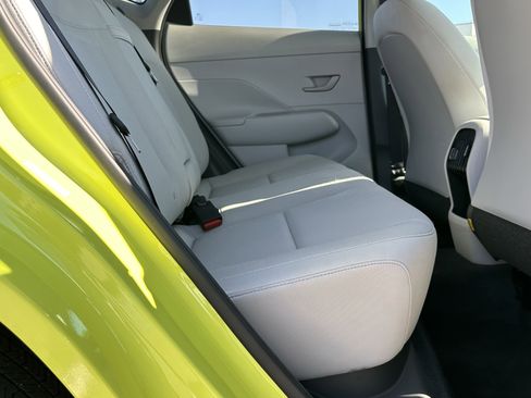 Used 2024 Hyundai Kona SEL w/ Convenience Package image 17