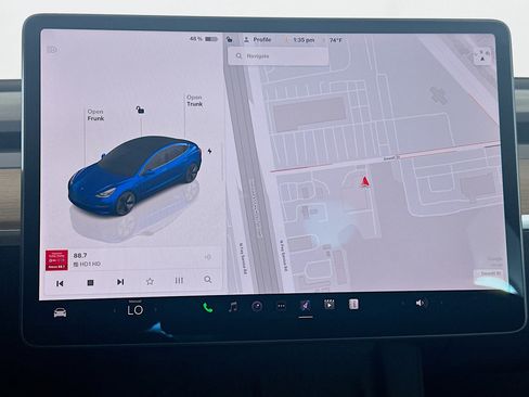 Used 2023 Tesla Model 3 Standard Range image 21