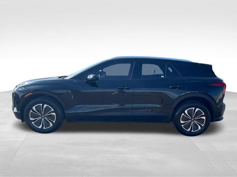 Used 2024 Chevrolet Blazer EV LT AWD/4WD image 2