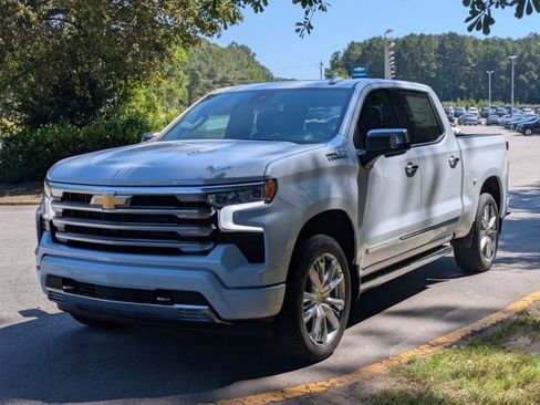 New 2026 Chevrolet Silverado 1500 High Country AWD/4WD image 5