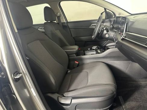 Used 2023 Kia Sportage LX AWD/4WD image 26