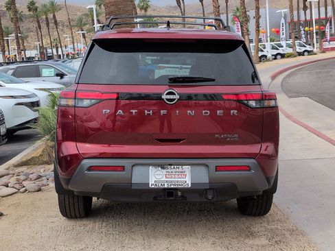 New 2026 Nissan Pathfinder Platinum image 3