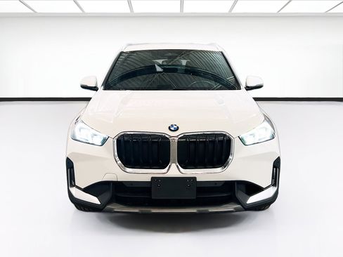 Used 2023 BMW X1 xDrive28i image 2