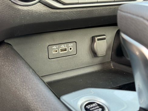 Used 2024 Nissan Altima 2.5 SV image 31