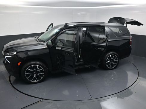 Used 2024 Chevrolet Tahoe RST w/ Luxury Package image 28